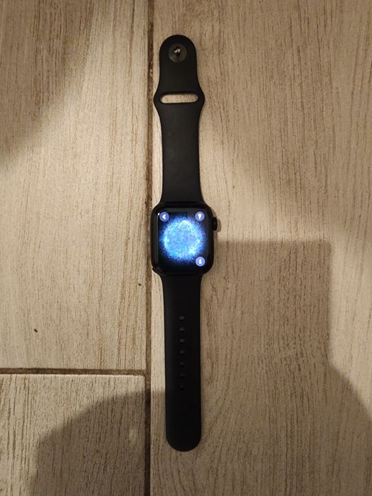 Продам Appl Watch 8/41 в Отличном Состоянии!!