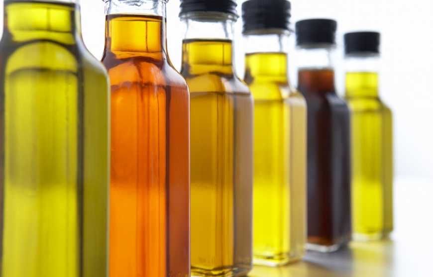 Власне виробництво корисних олії в наявності 13 видів