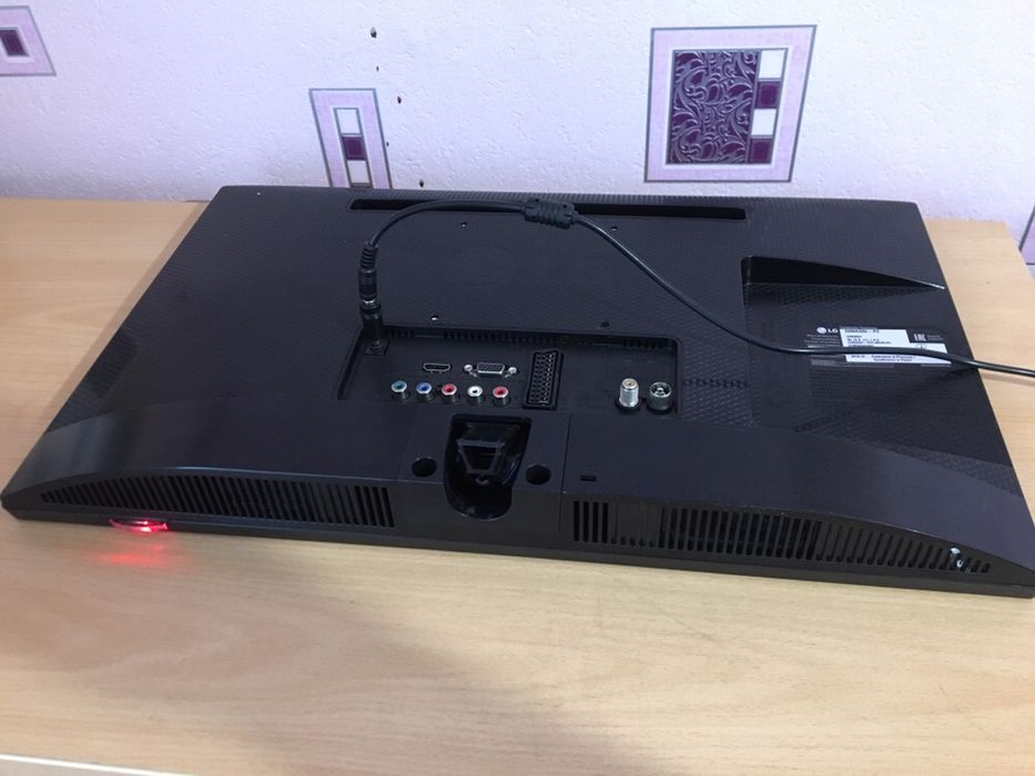 Телевизор LG 22MA33V