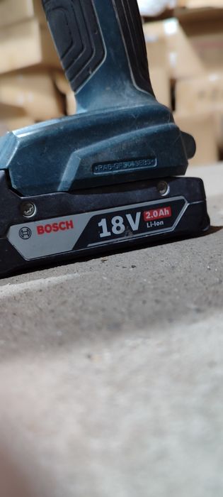 Продам шуруповерт Bosch-GSR18V-190