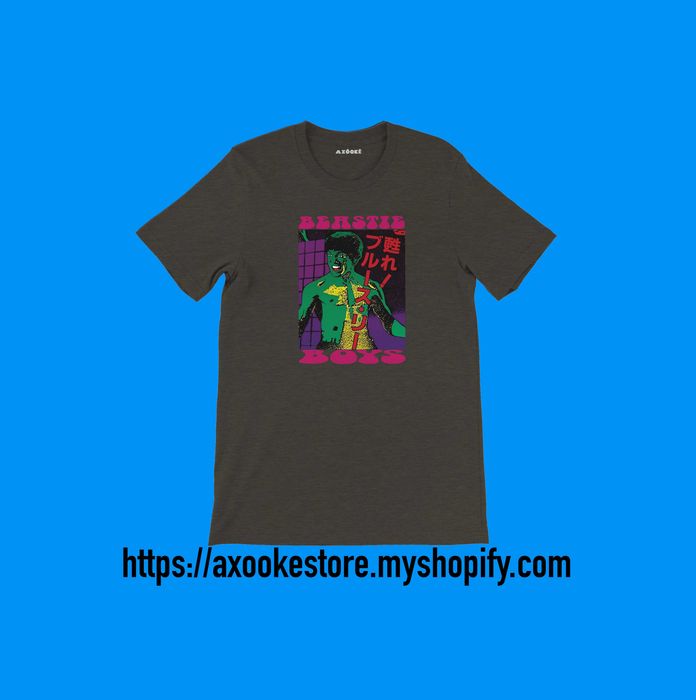 T-shirts, Sweatshirts, Casaco c/ Capuz . Estampas com vários temas.
