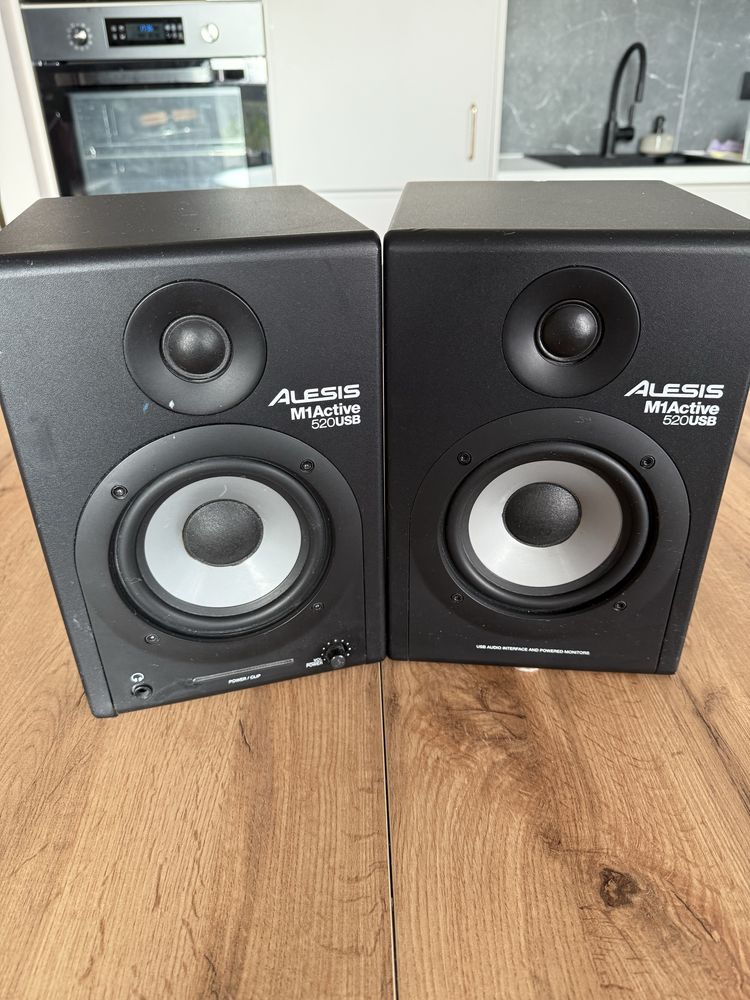 Monitory studyjne (głośniki) Alesis M1 Active