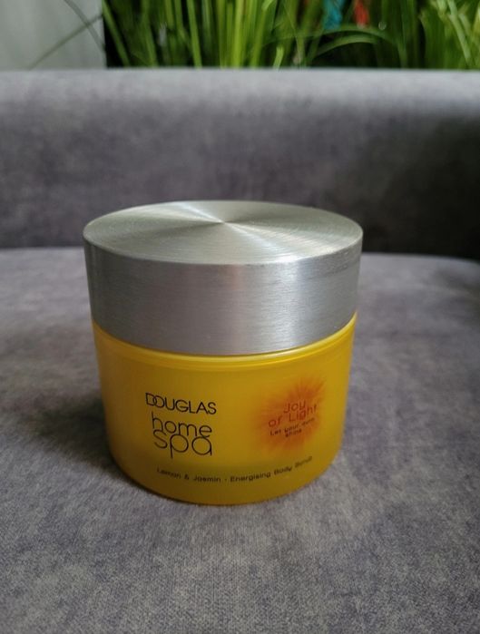 Peeling do ciała Douglas