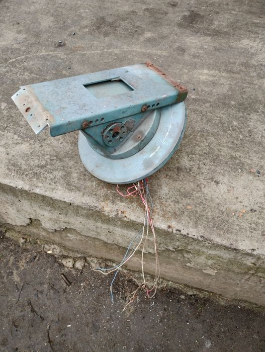 Поворотний пристрій ун-1