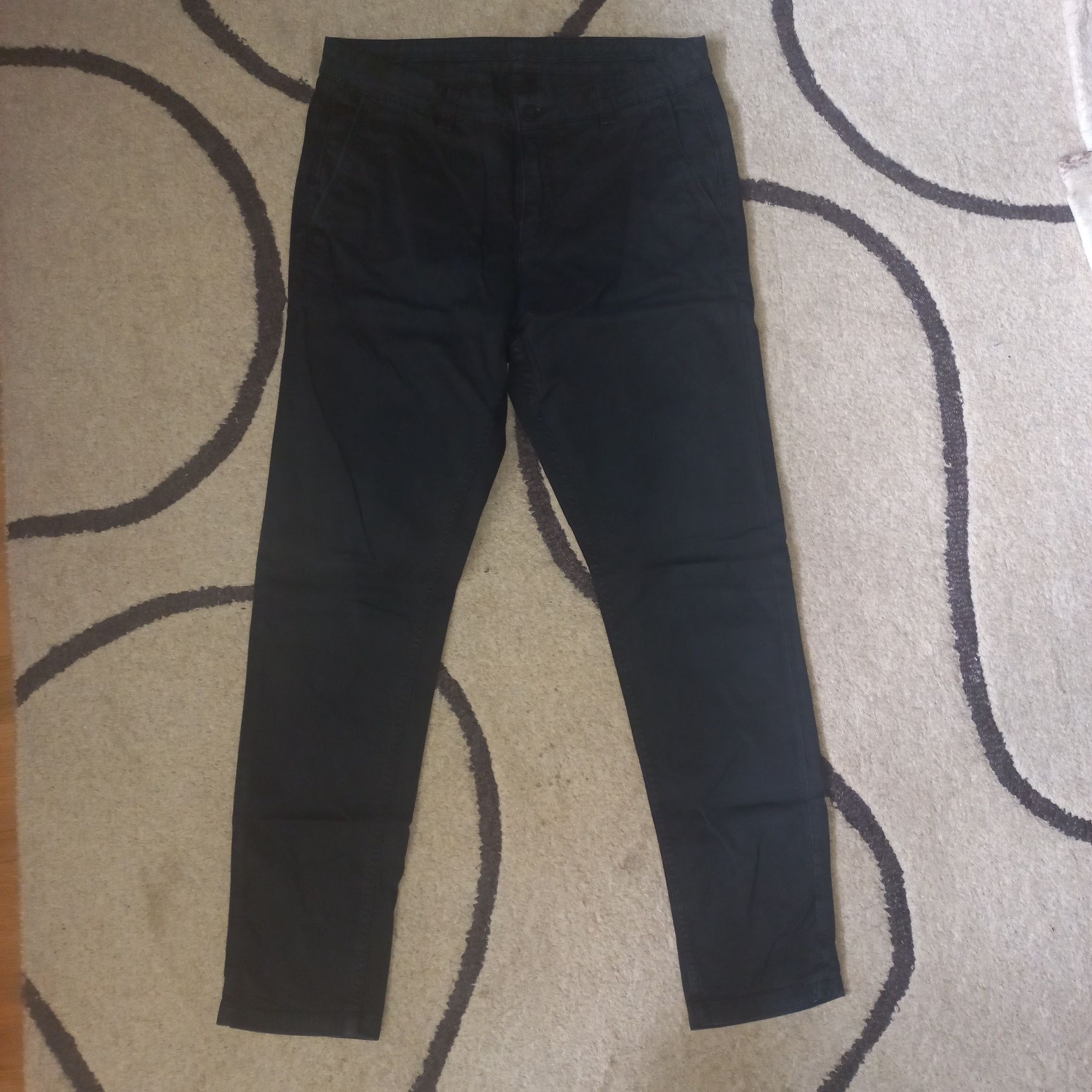 2x Spodnie jeansowe męskie ZARA rozmiar 42 beżowe i czarne.