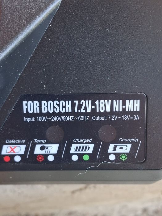 Батареї для шуруповерта Boch.