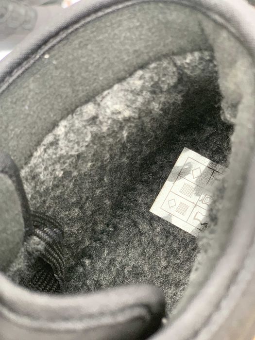 Жіночі теплі кросівки-дутики (36–41) зимние ботинки женские черные