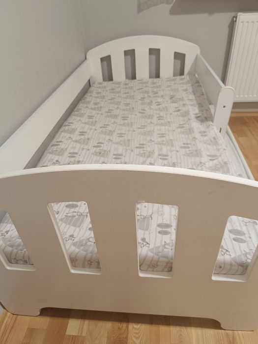 Łóżko piętrowe wysuwane