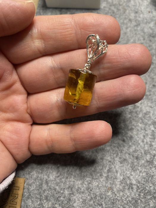 Cytrynowy bursztyn zawieszka beczka