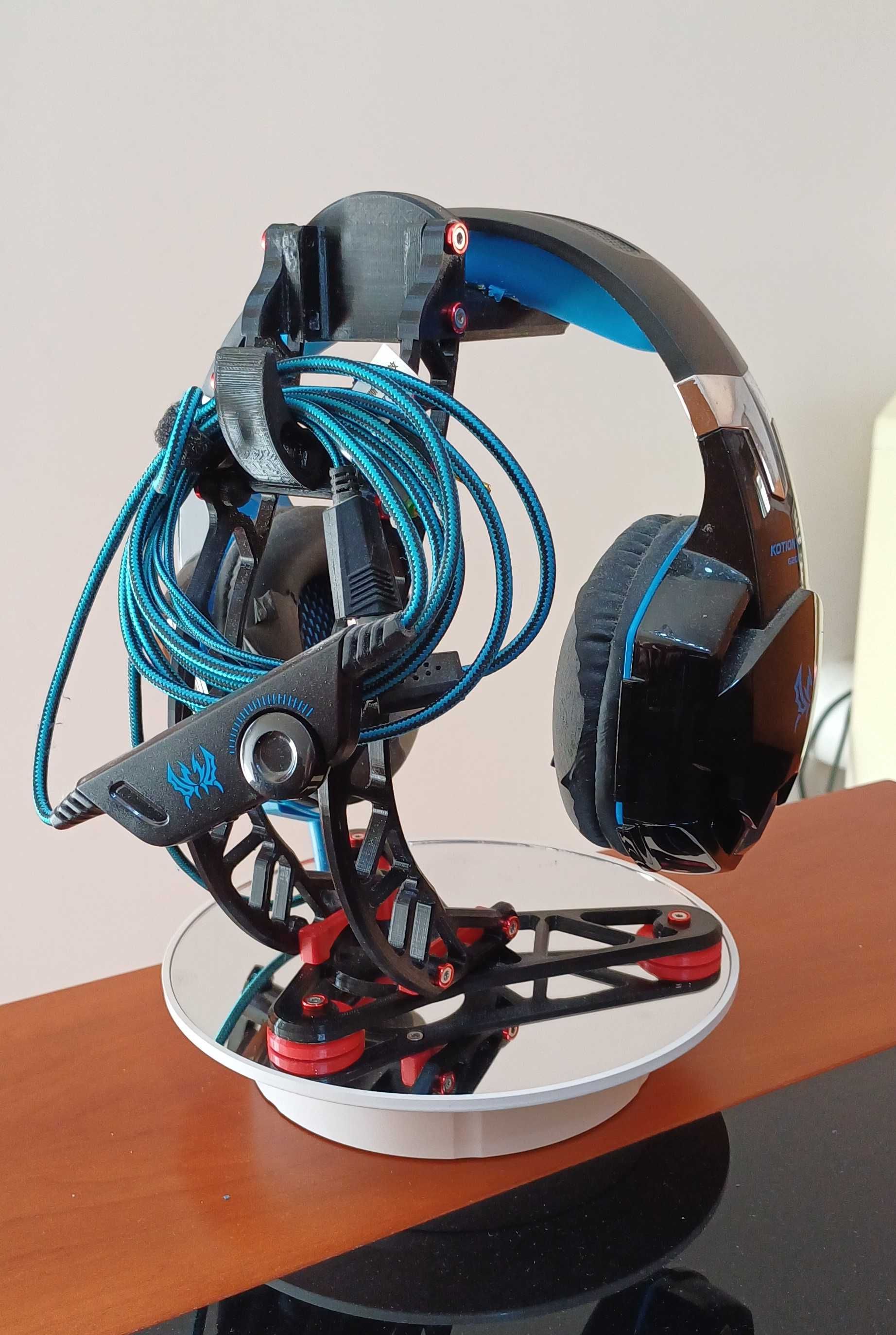 Suporte para Fones de Ouvido - Design Moderno e Funcional
