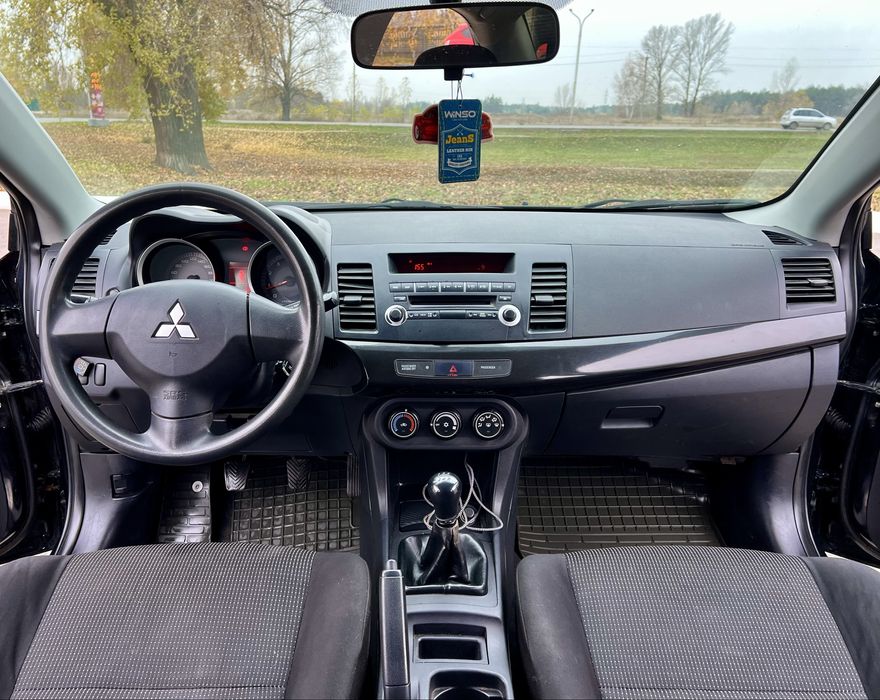 Продам Mitsubishi Lancer X