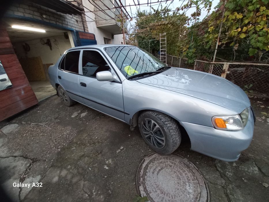 Продам Тойоту Корола 2000 року