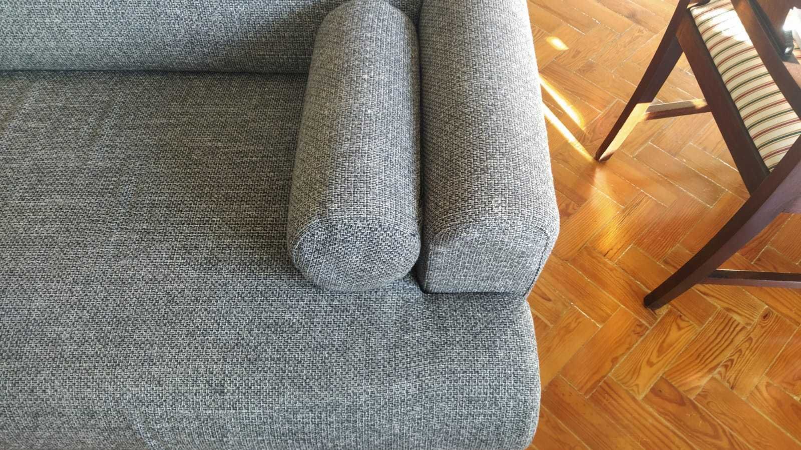 Sofá IKEA modelo Langaryd 3 lugares cinzento escuro - desmontado