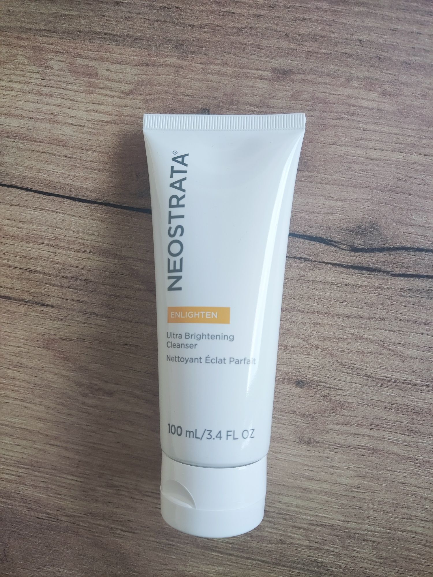 Neostrata Ultra Brightening Cleanser żel do mycia twarzy