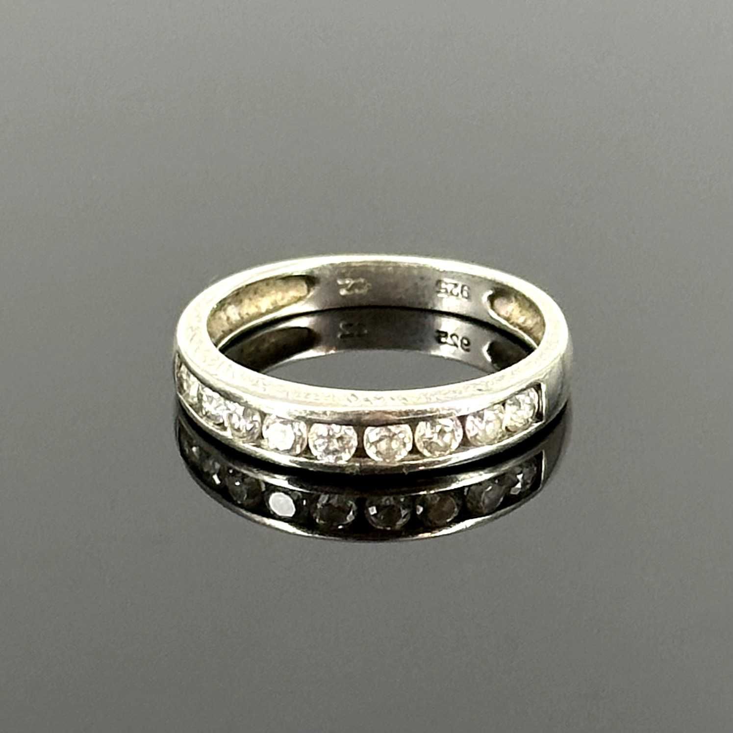 Srebro - Srebrny pierścionek z Cyrkoniami - próba srebra 925.