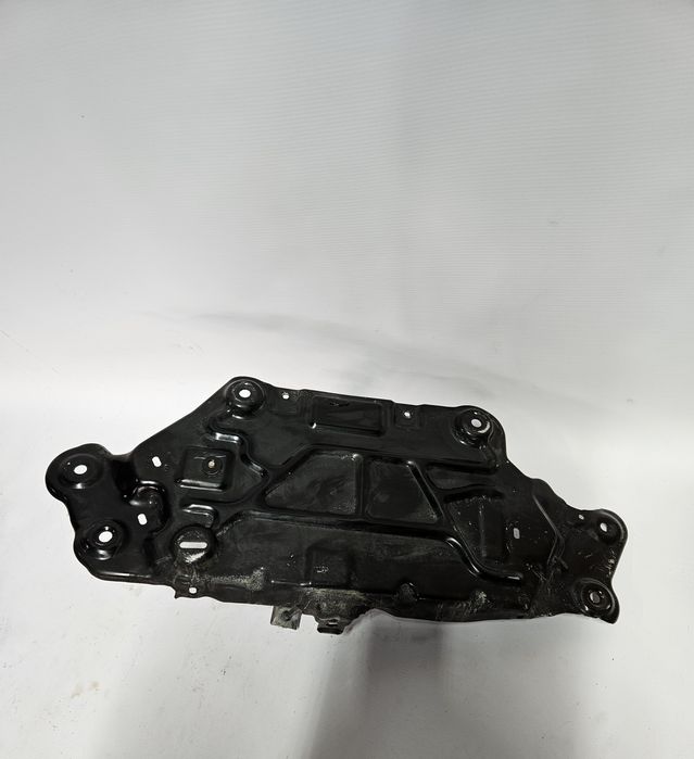 Chevrolet corvette c8 6.2 podstawa akumulatora półka mocowanie