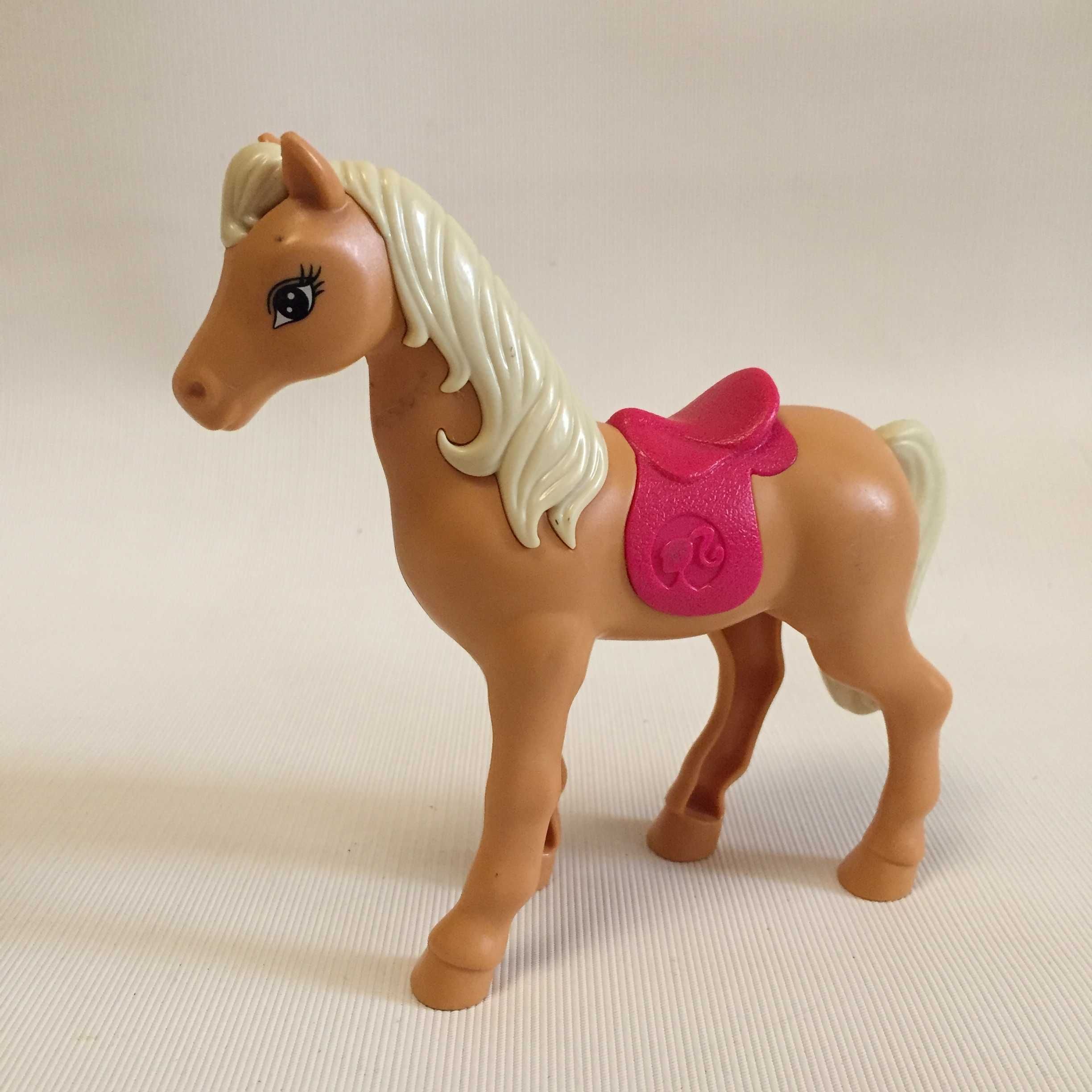 Лошадка, пони для Барби