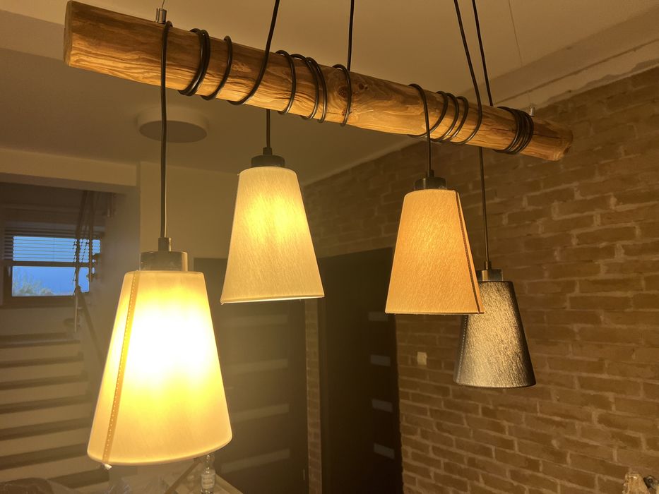 Żyrandol stylizowany
