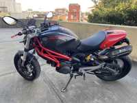 Ducati 696 Monster