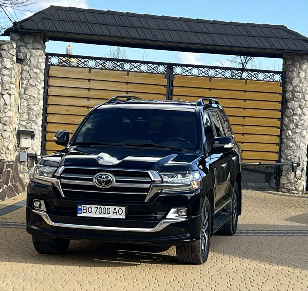 Продам Тойота Land Cruiser 200 executive lounge