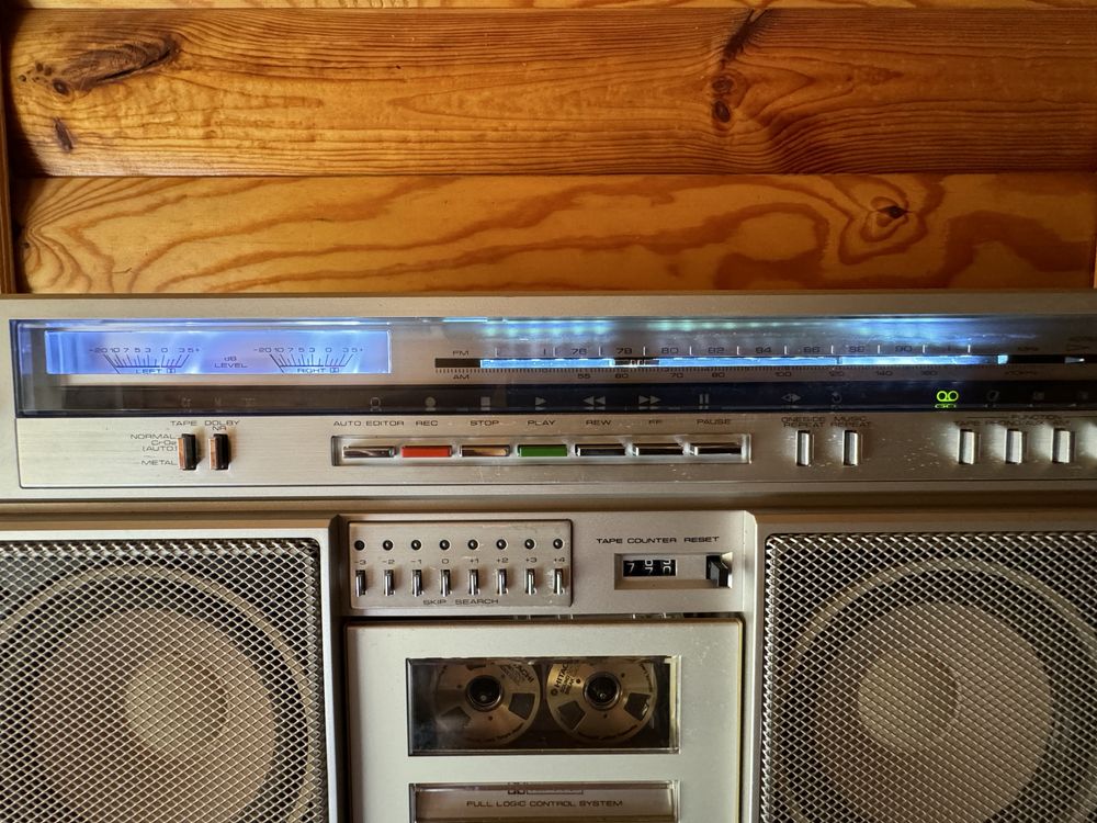 Продам магнитолу PIONEER SK-900