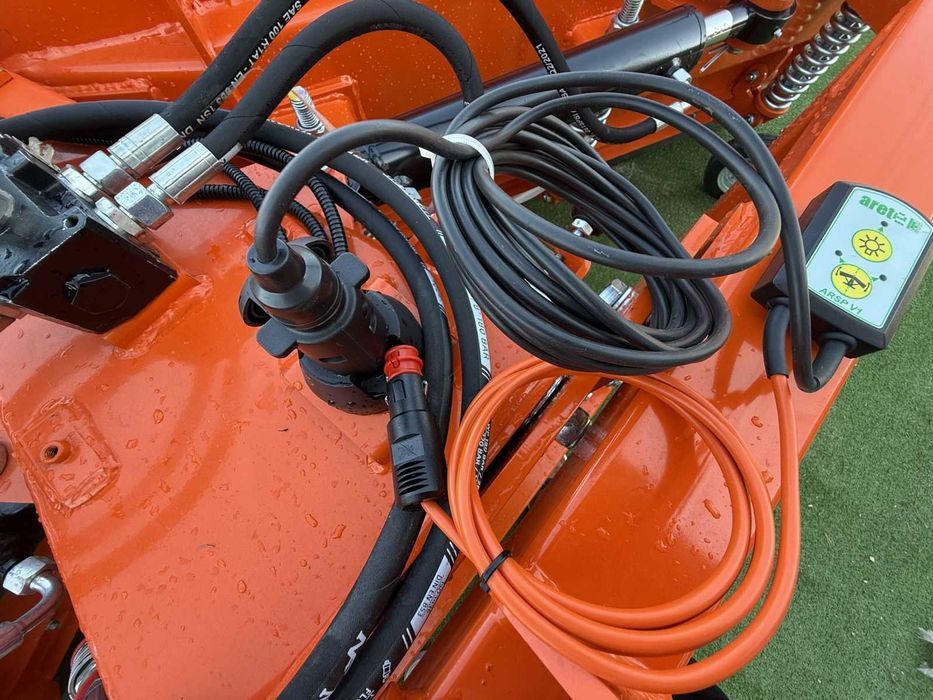 Pług komunalny do śniegu strzałka SKŁADANY spych