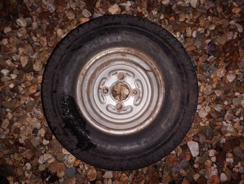 Koła do przyczepki 10.