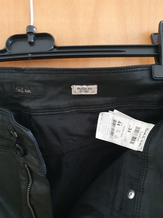 Blusa Silvina Campos e calça ecopele SALSA