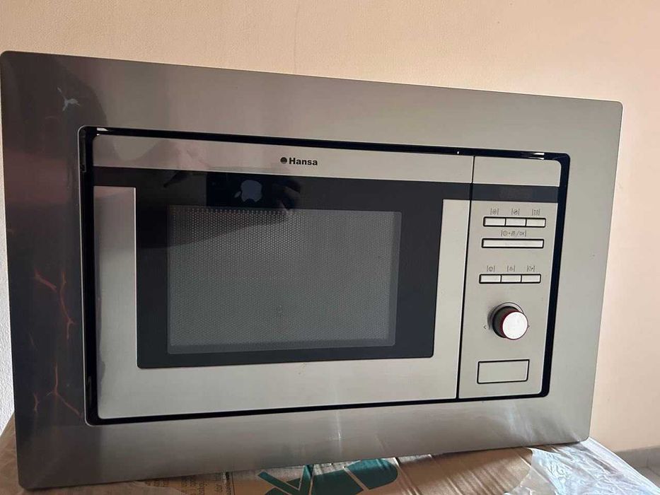 Мікрохвильова піч Hansa AMM20BEIH (вбудована) б/в