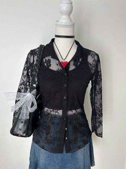 Camisa de renda preta transparente