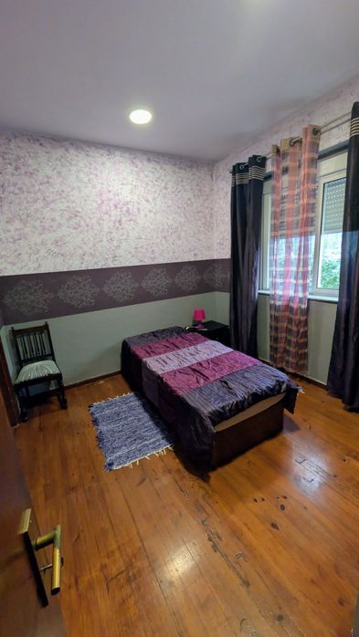 Quartos para arrendar em moradia T3 – Vale Formoso / Paranhos (Porto)