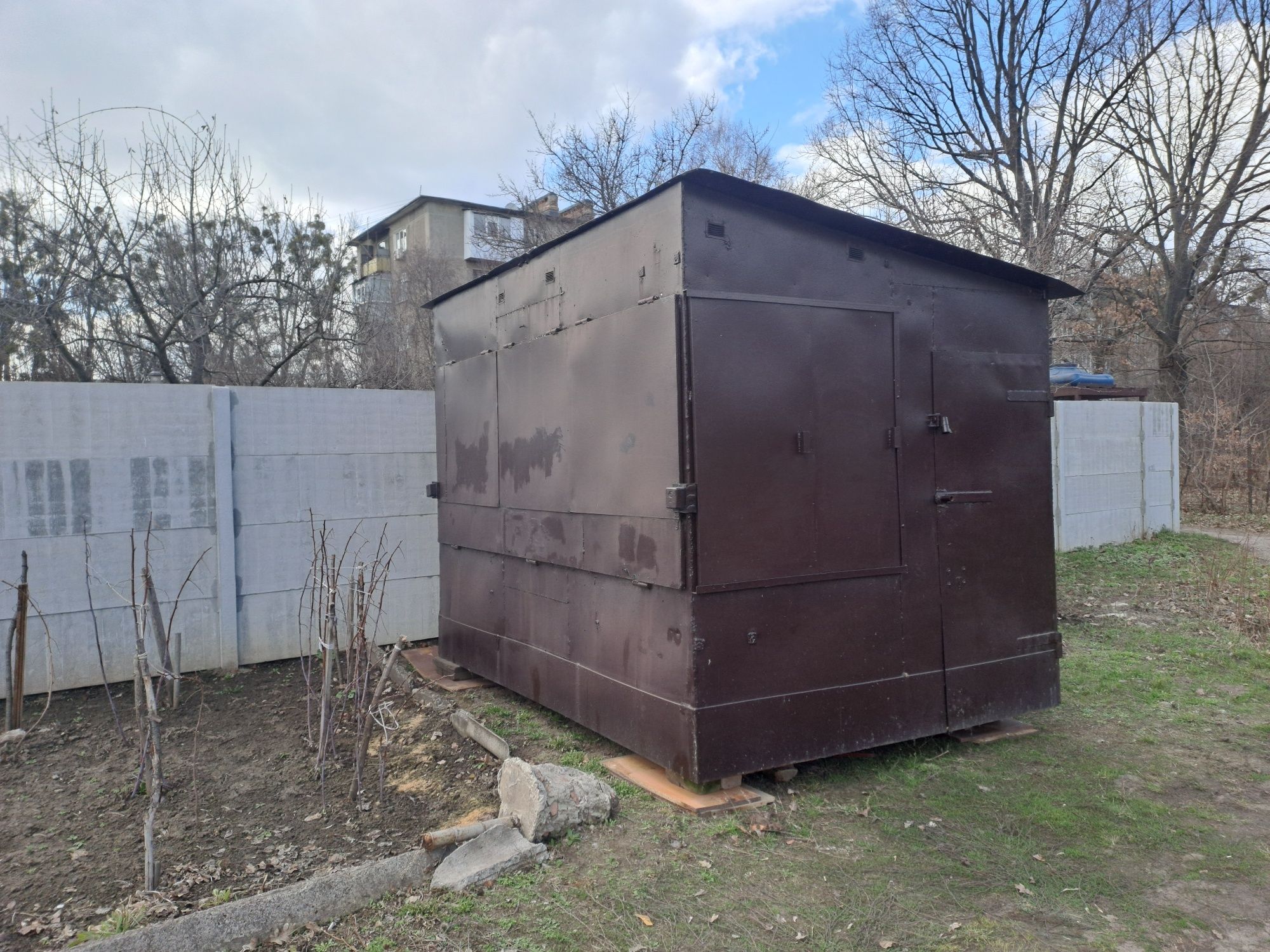 Продам металевий кіоск, ларек,гараж. Також  можливій обмін.