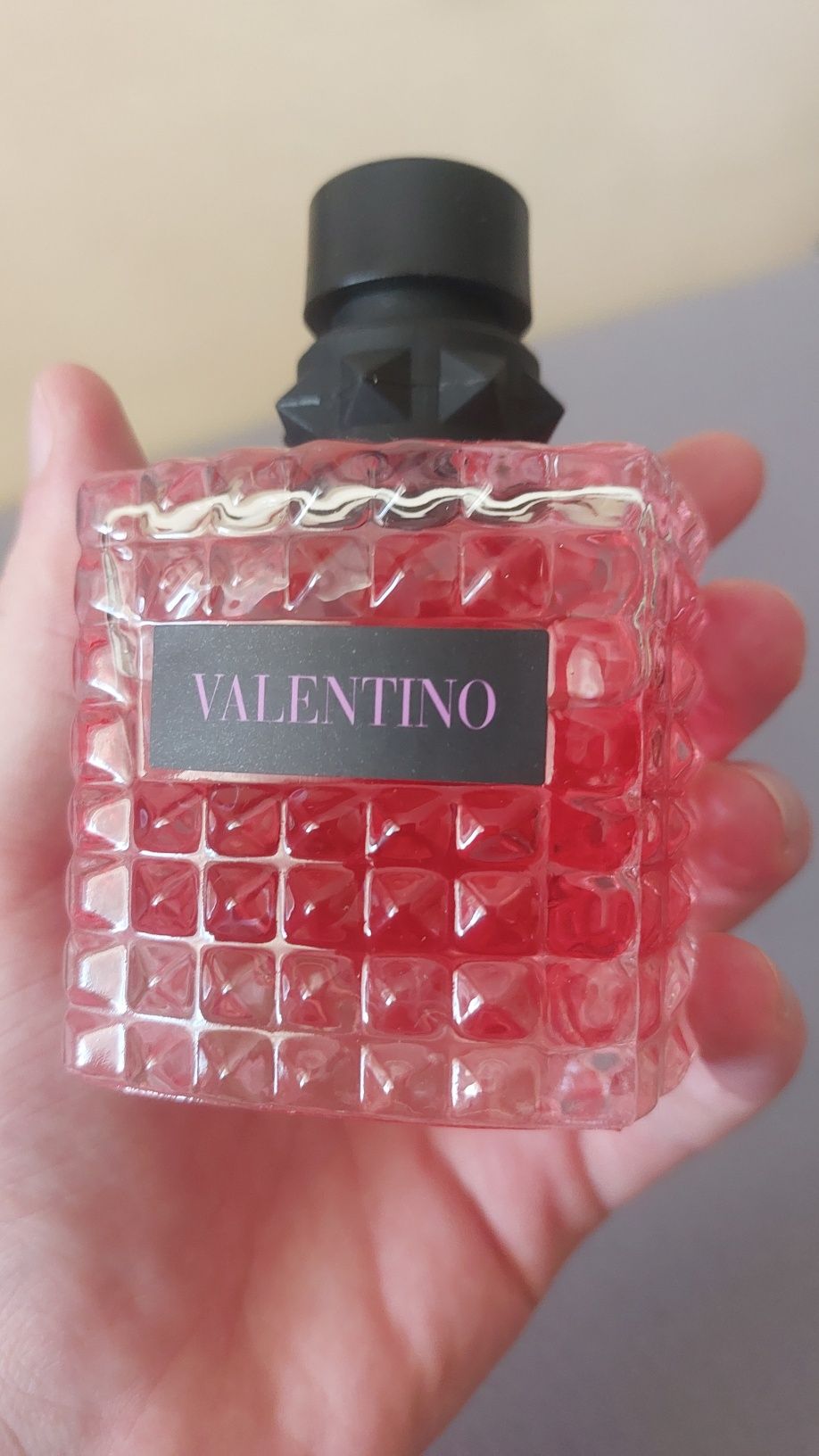 Valentino Donna Born In Roma