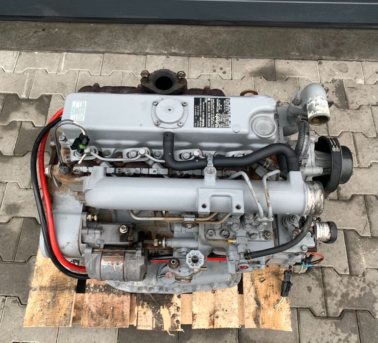 Дизельний двигун Kubota V2203 DI