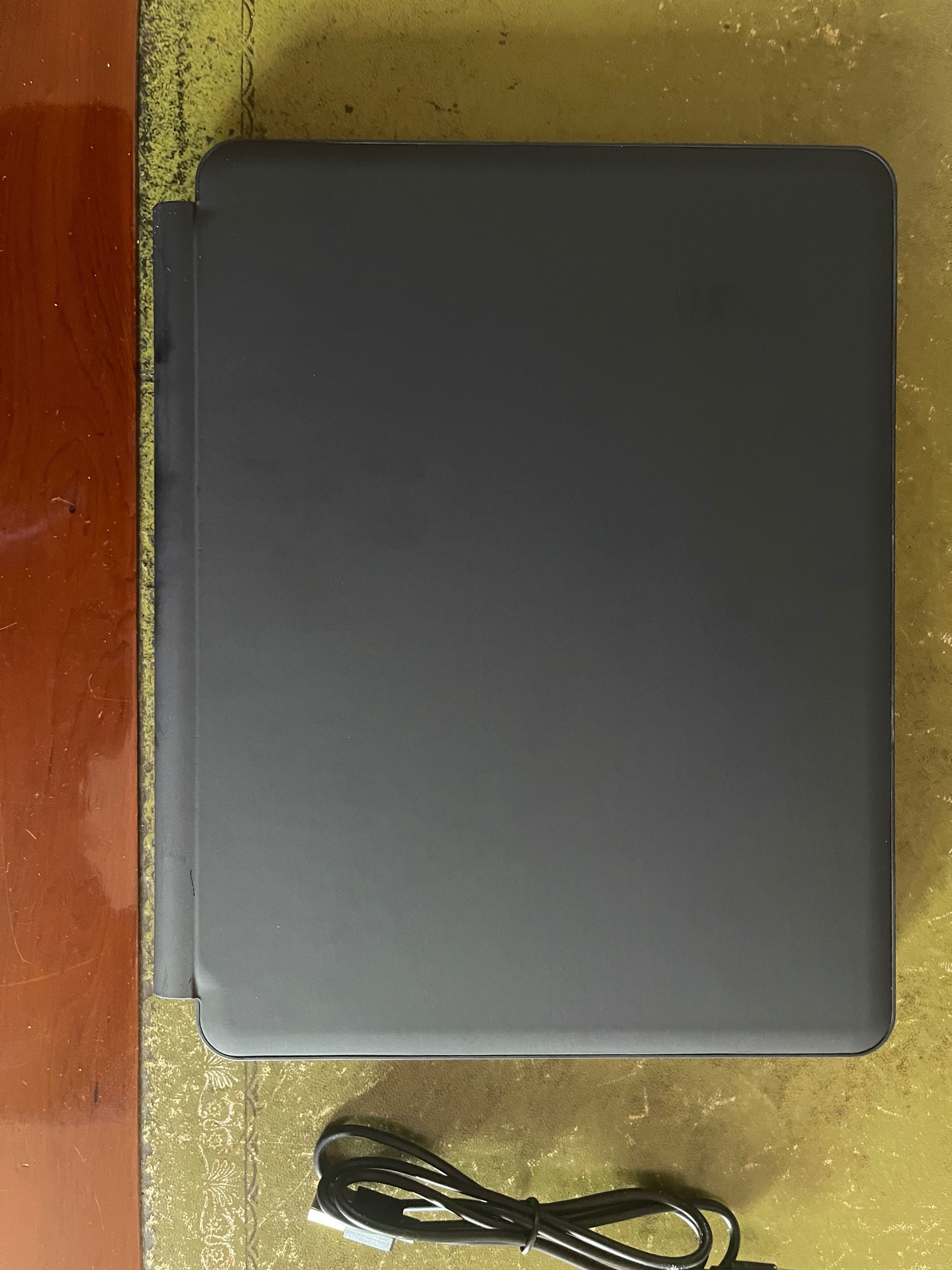 Capa Teclado para Ipad 13" M4