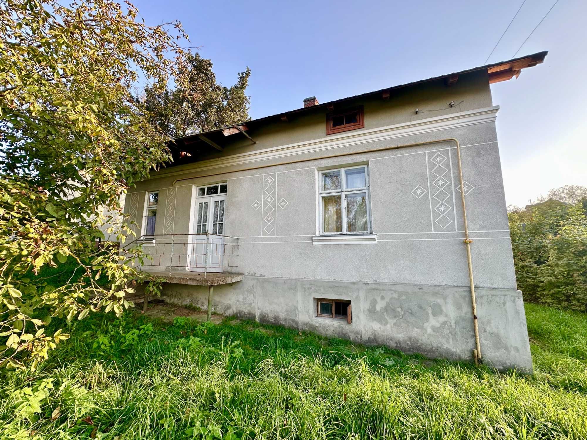 Продається житловий будинок у с.Почаєвичі