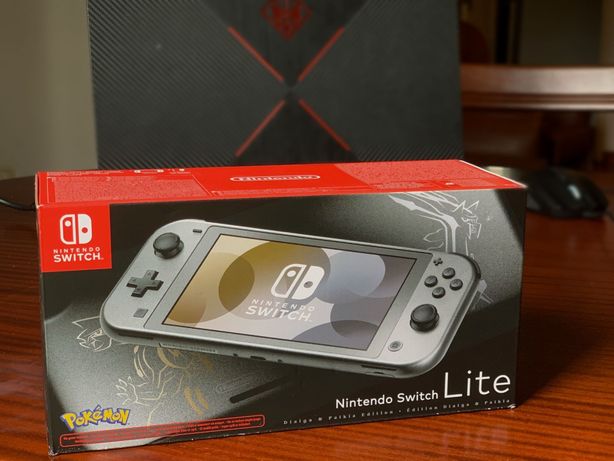Nintendo Switch Lite (32 GB - Dialga & Palkia Edição)