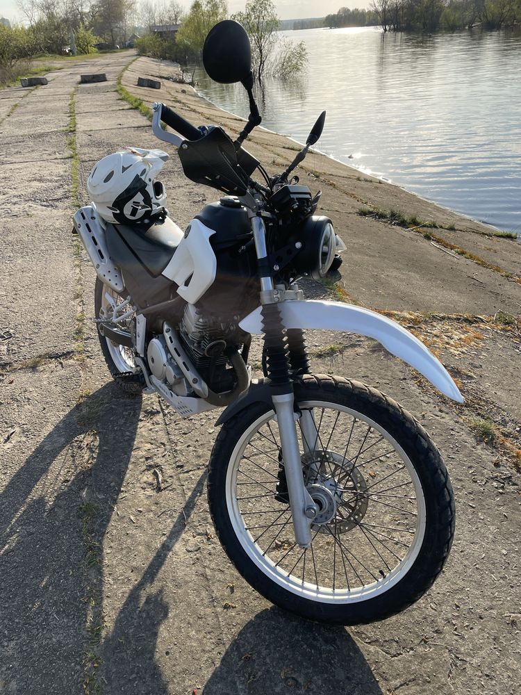 Ymaha serow 250 (XT)