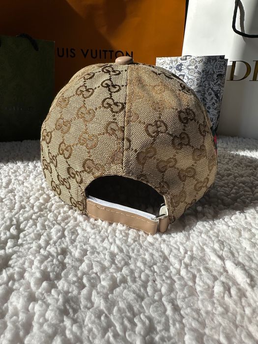 Czapka z daszkiem Gucci monogram Logo nowa