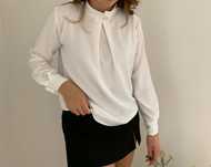 Nowa elegancka biała bluzka ze stójką i mankietami  M/L
