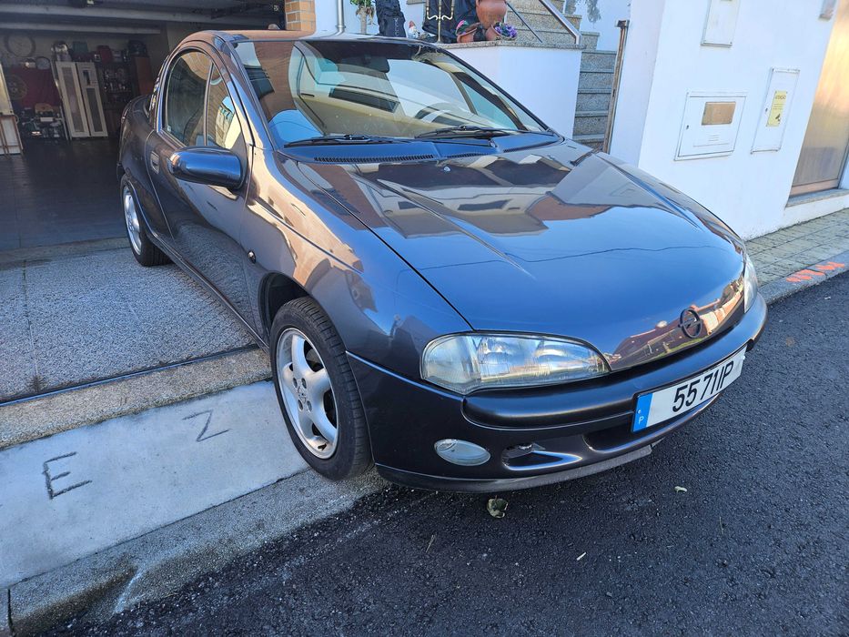 Carro bonito e estimado