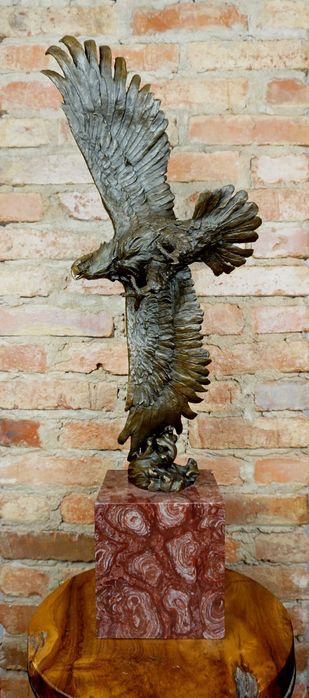 OGROMNY orzeł w locie figura z brązu wys.91 cm-jak żywy