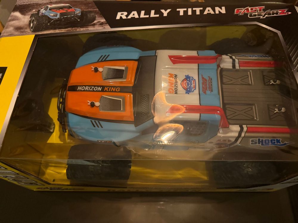 Monster Truck zdalnie sterowany 1:10 nowy