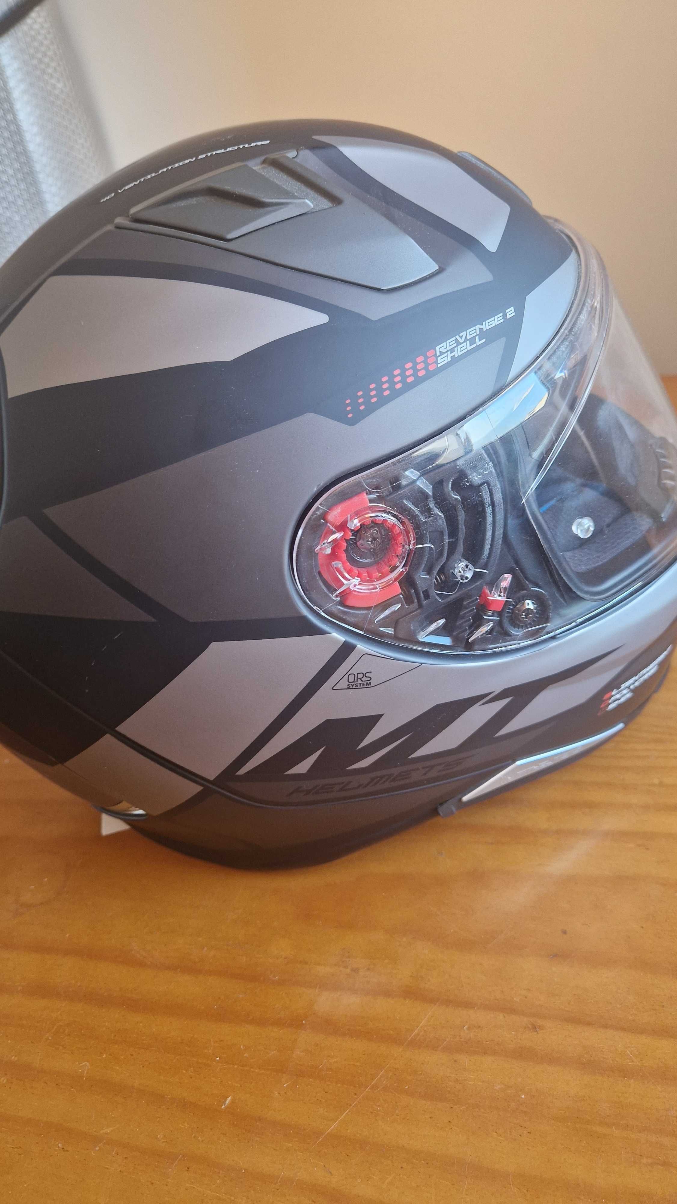 capacete integral MT revenge 2 para mulher