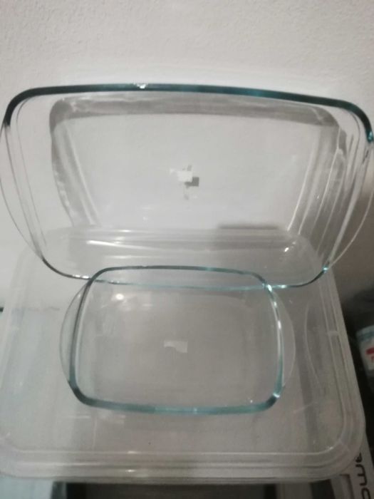 Travessas em pirex nunca usadas