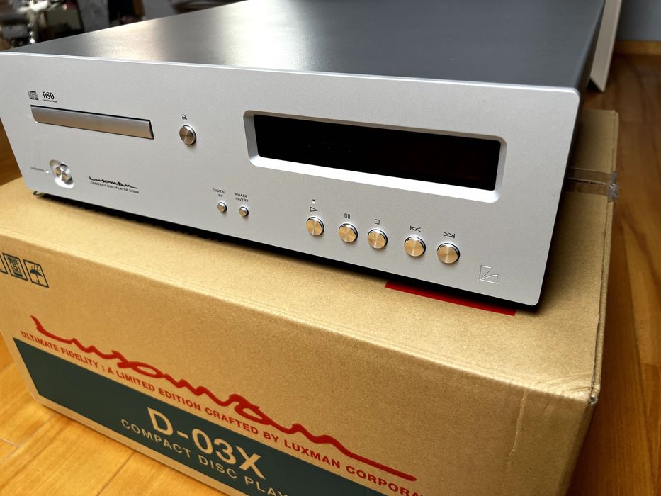 Luxman D-03x - odtwarzacz CD wysokiej klasy