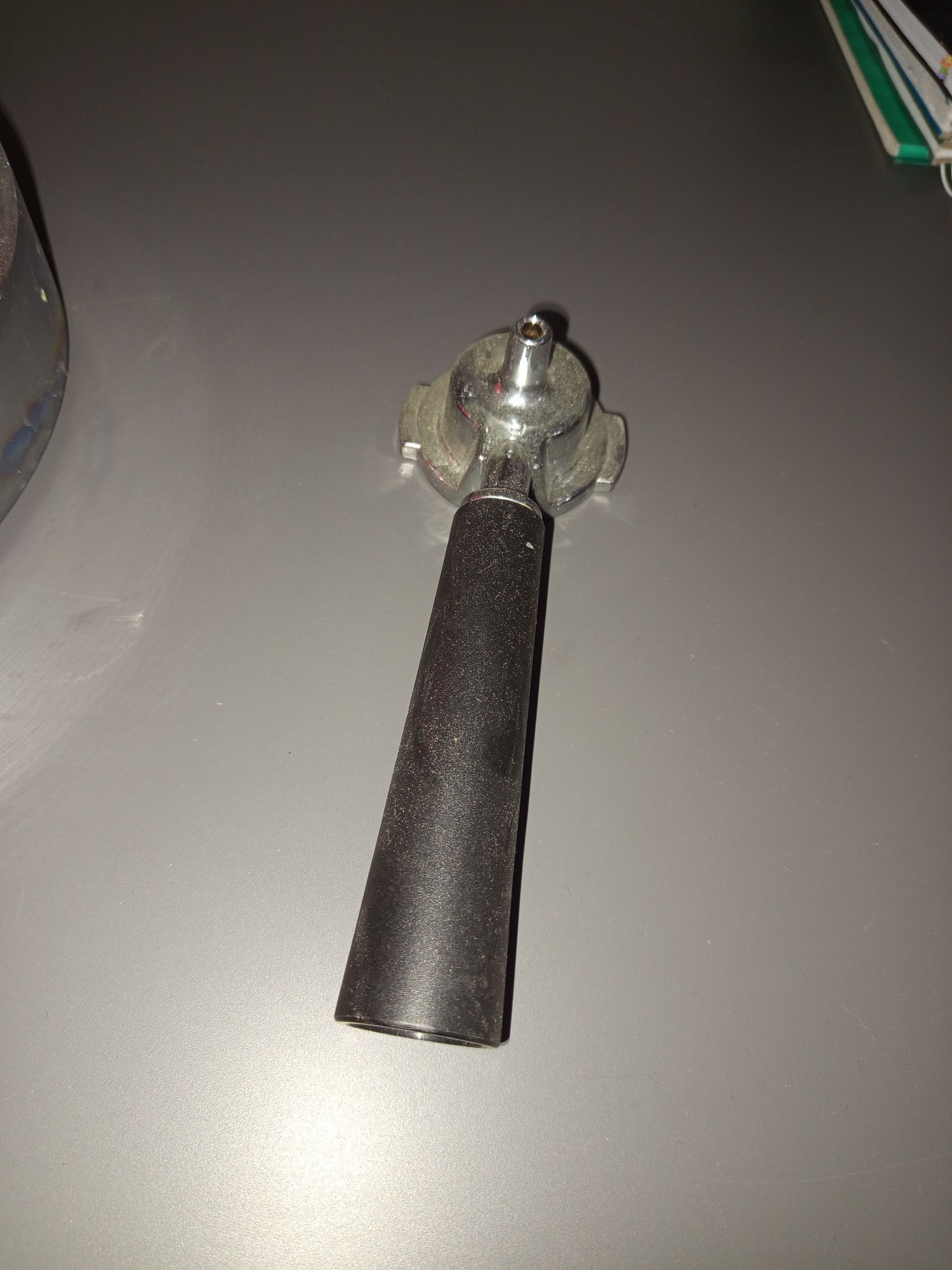 Máquina de café colecionável da Bugatti