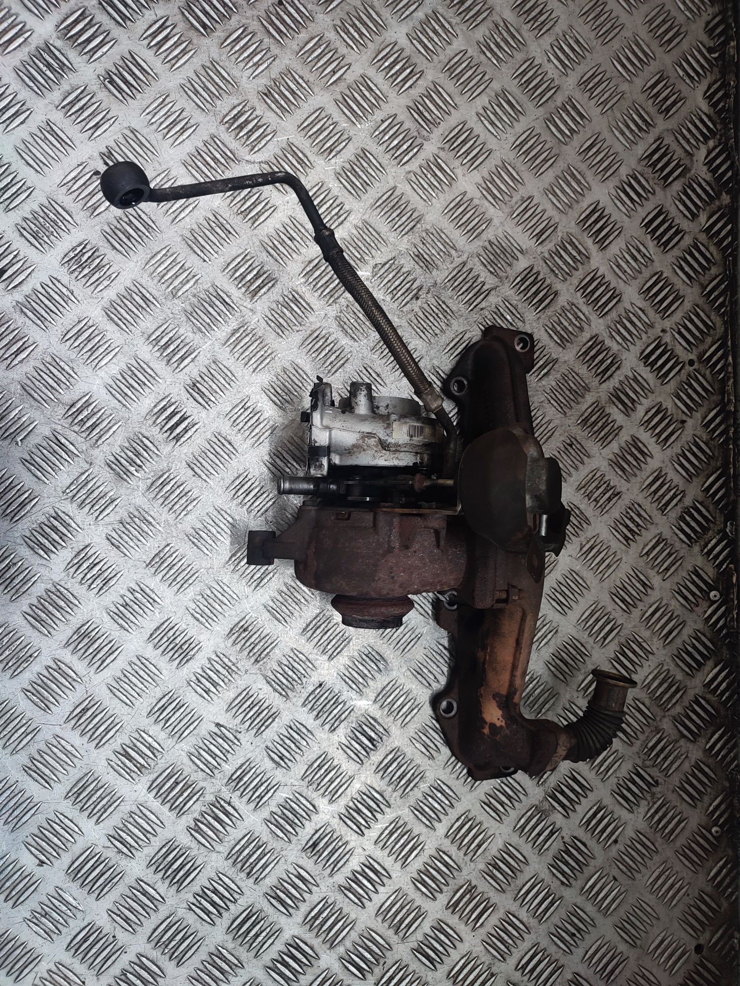 Fiat  Scudo II Citroen C8 Peugeot 807 2.0 HDI JTD turbina
