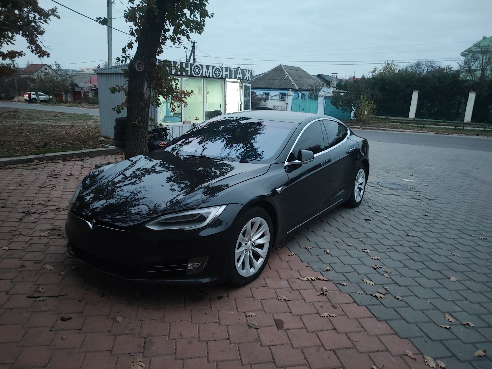 Аренда Tesla model S Одесса