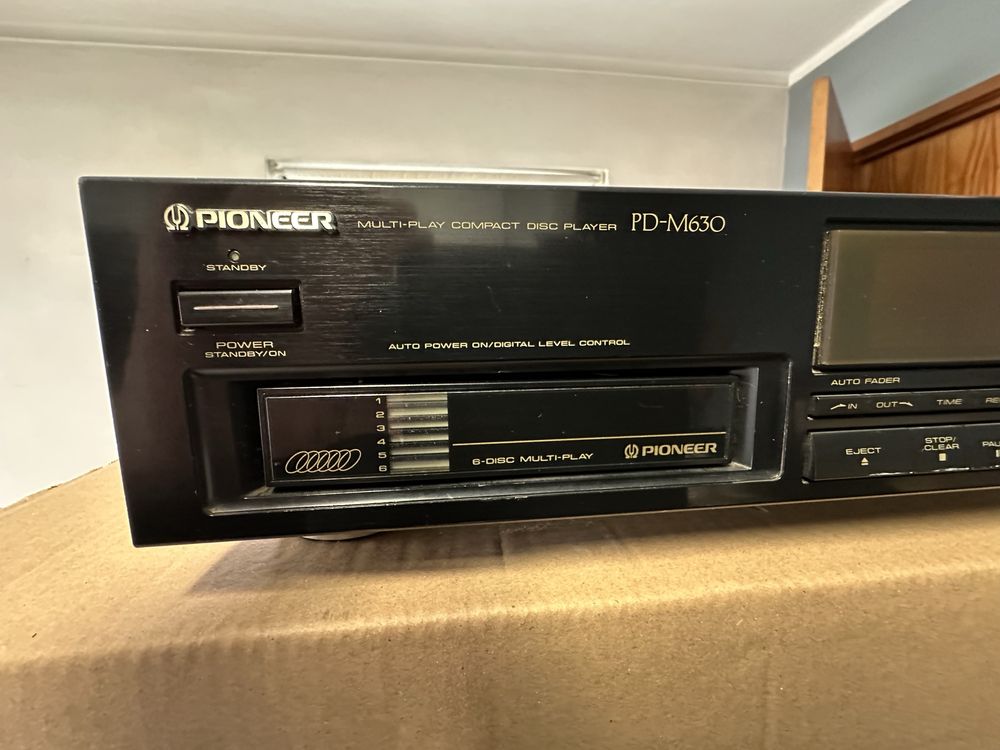 Leitor de CDs Pioneer PD-M630 com Gaveta para 6 Discos